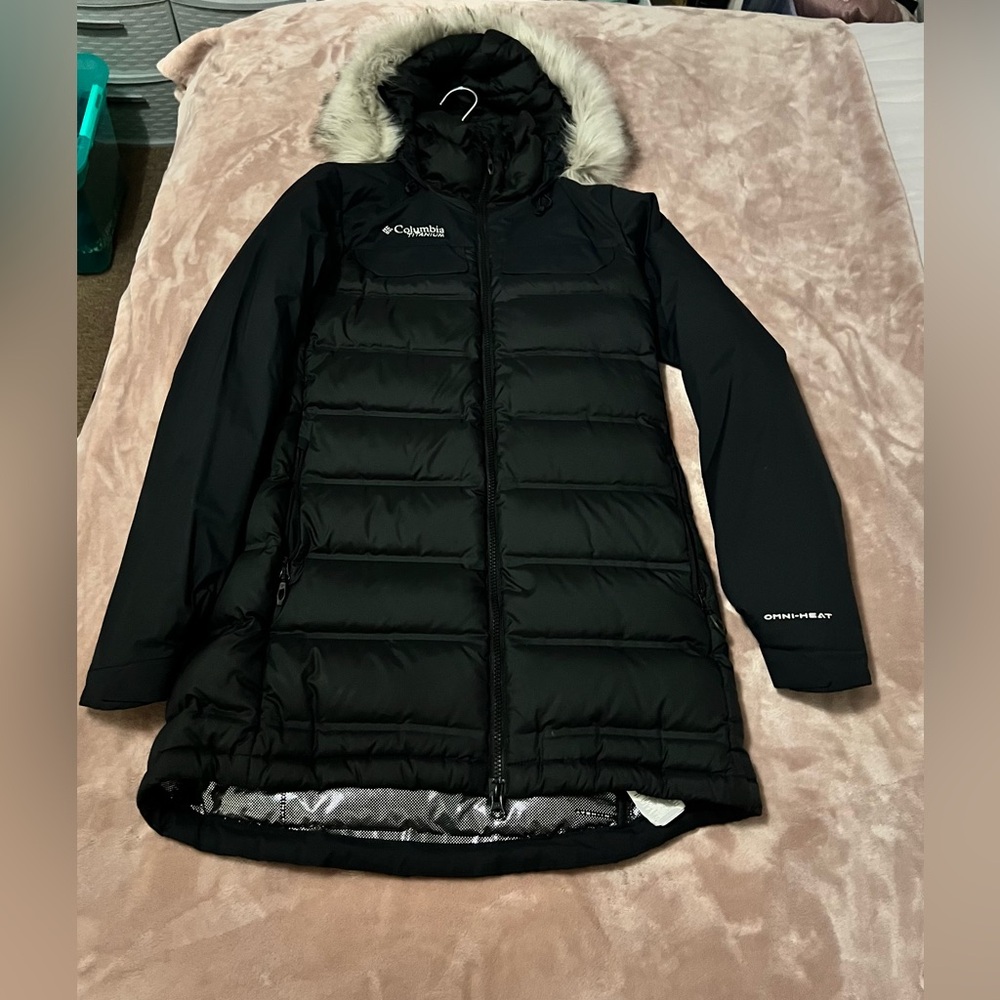 Columbia Black Puffer Jacket with Fur Hood